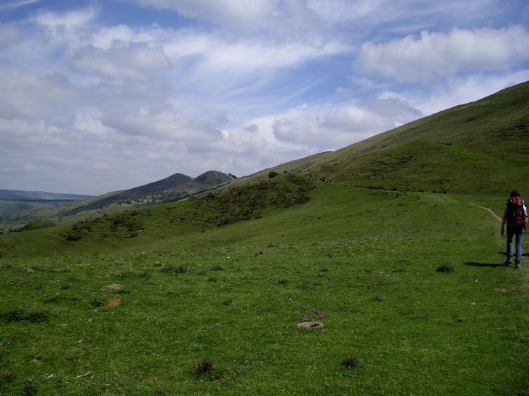 Heading up to Hollins Cross, Back Tor and Lose Hill